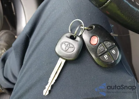 2013 Toyota Highlander Se V6 from USA, damaged, VIN 5TDZK3EH3DS140645